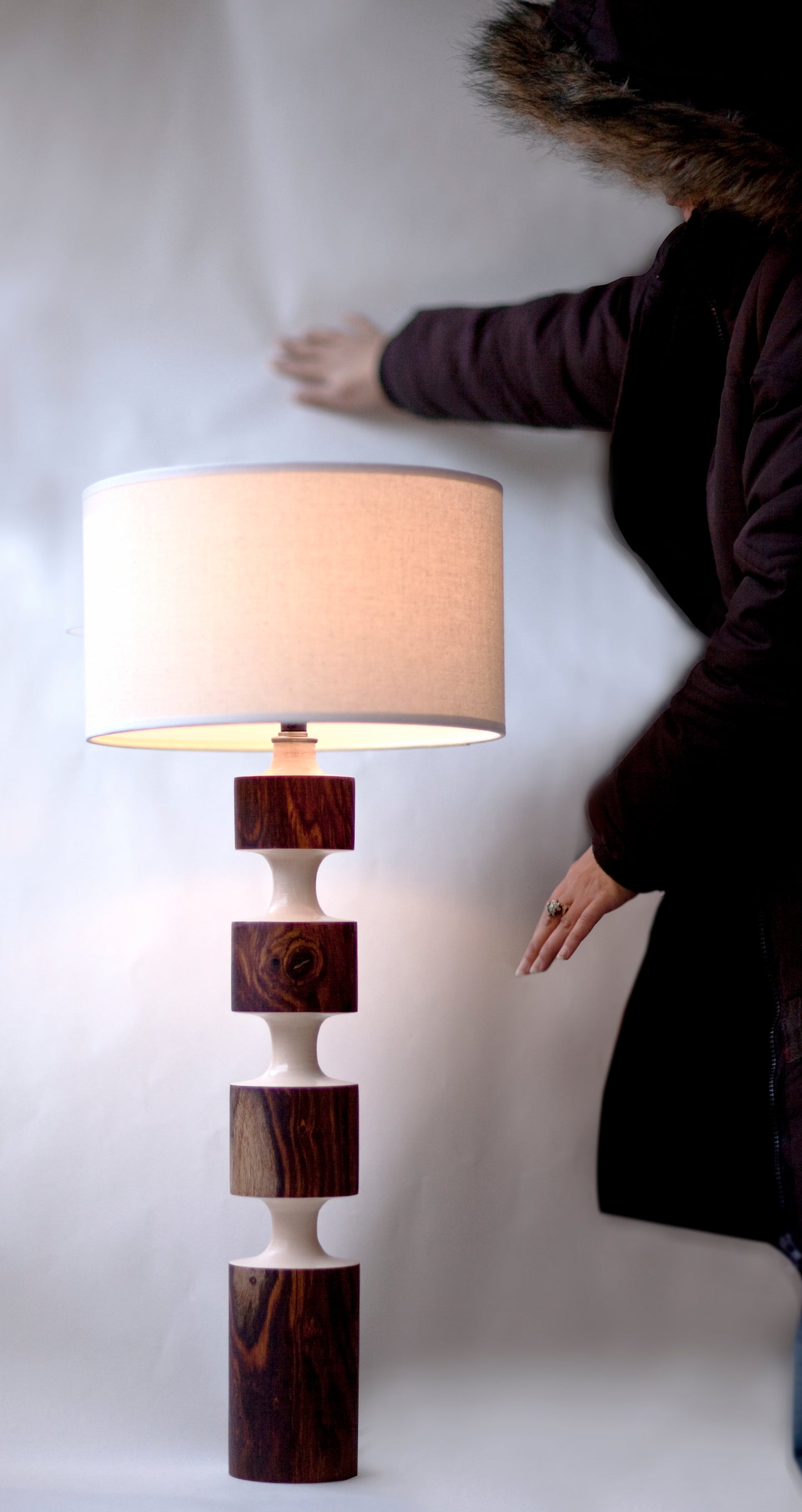 chaand (MOON) ROSEWOOD table lamp