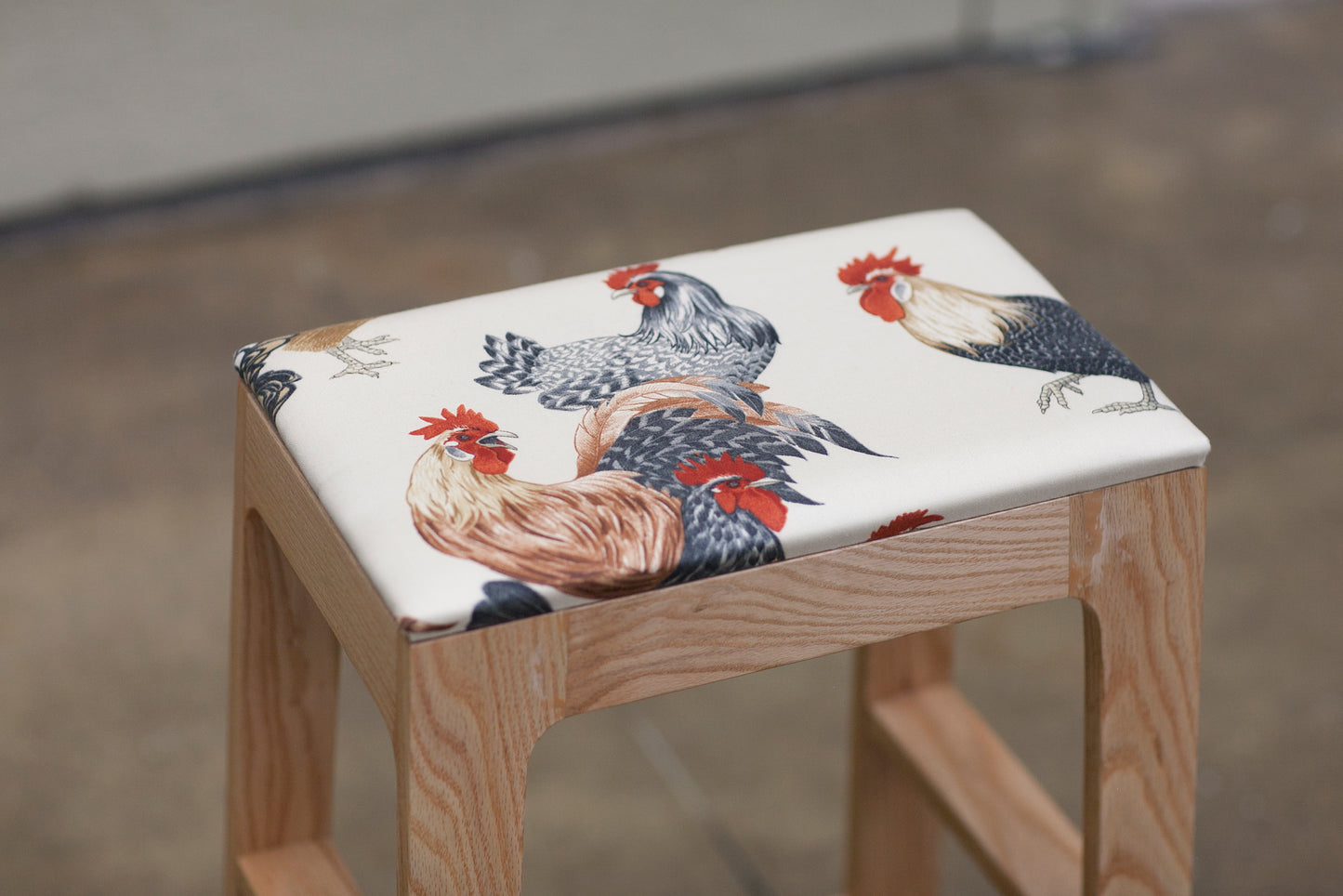 Panca high-stool