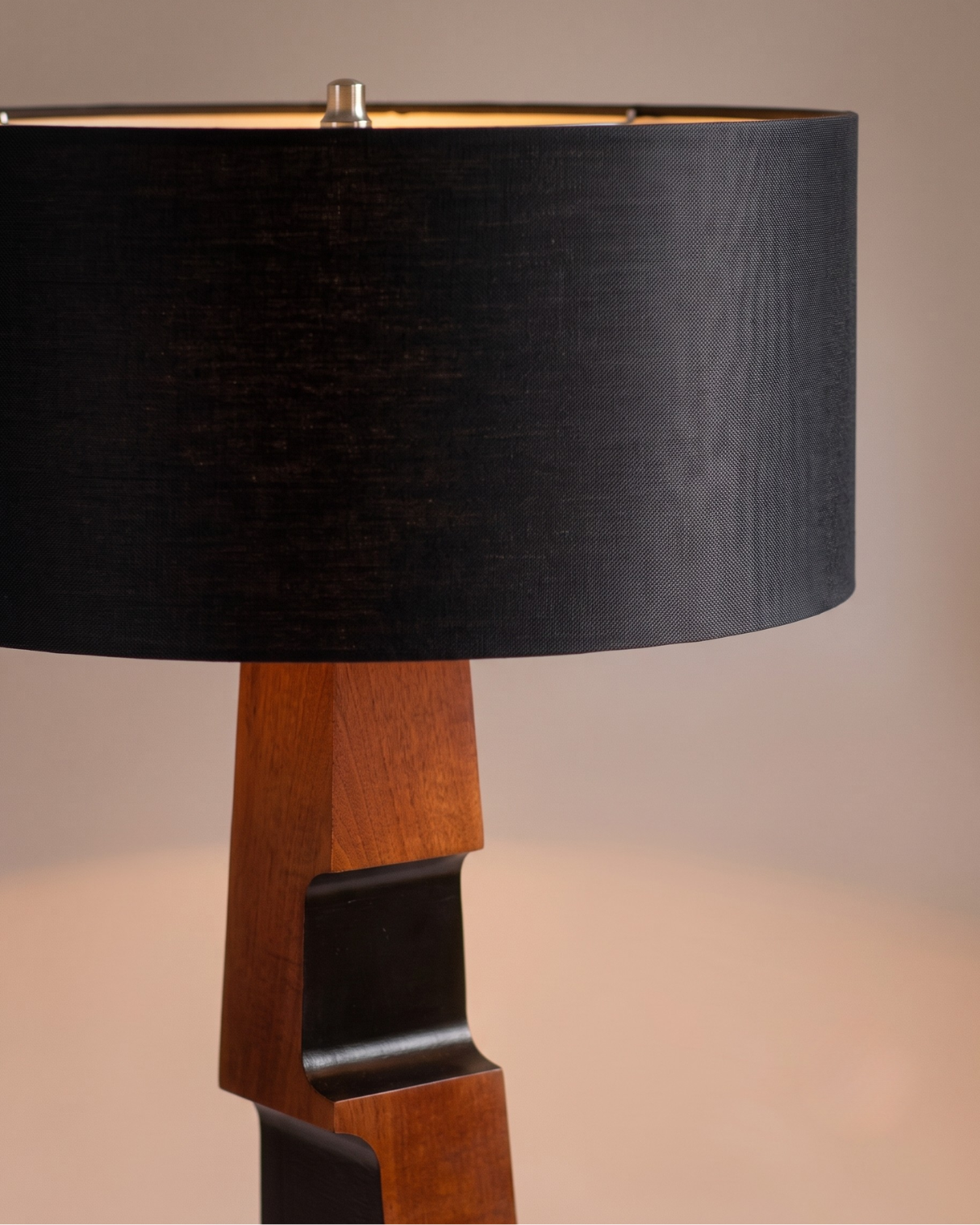 Moro Table Lamp