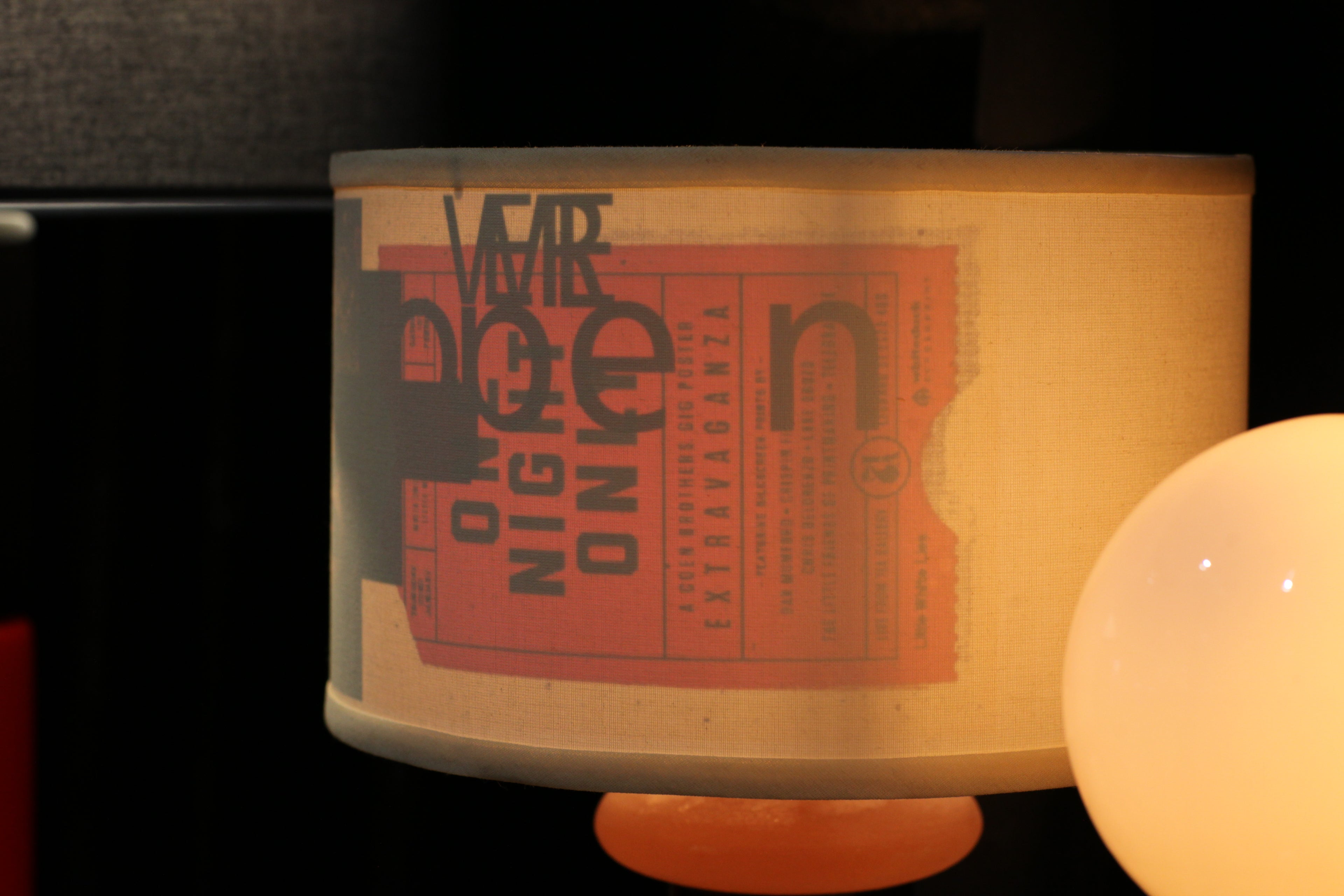 UFO Table lamp [One of]
